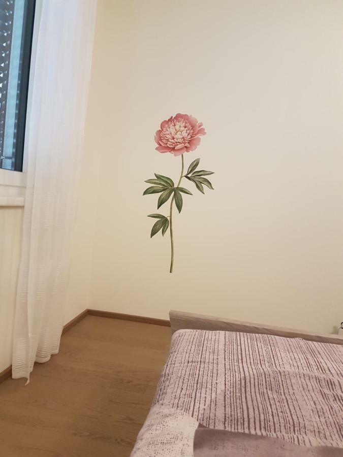 Family-friendly In Apartament *